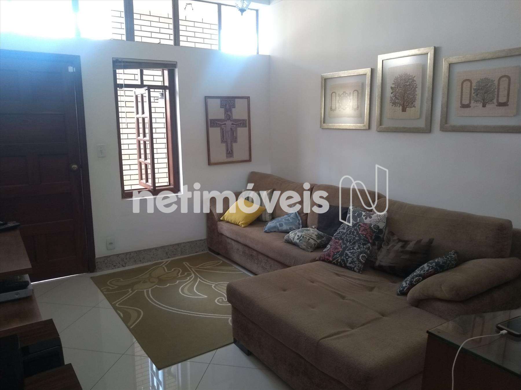  Casa-3Quartos-Suíte-Churrasqueira-Glória