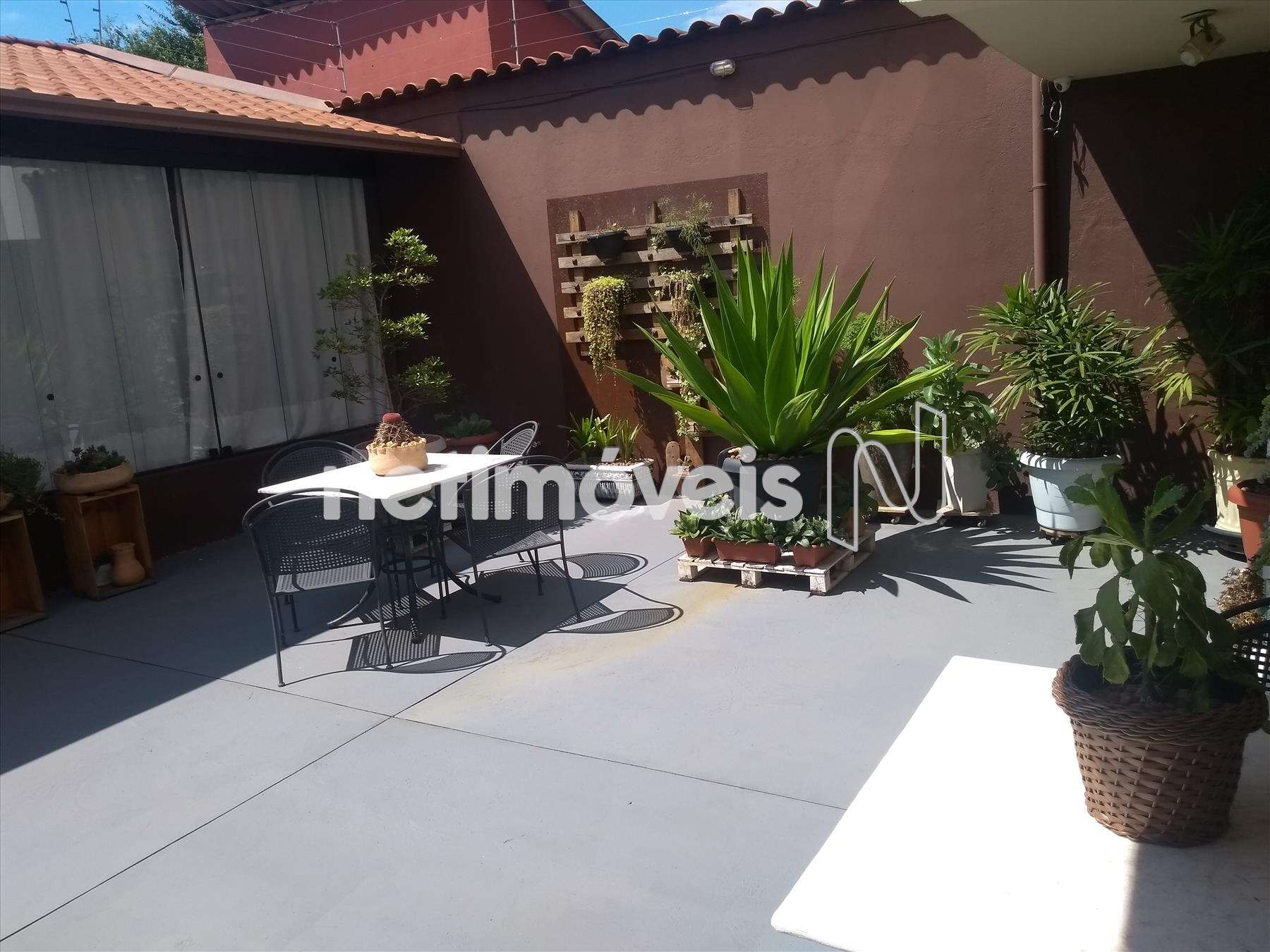  Casa-3Quartos-Suíte-Churrasqueira-Glória