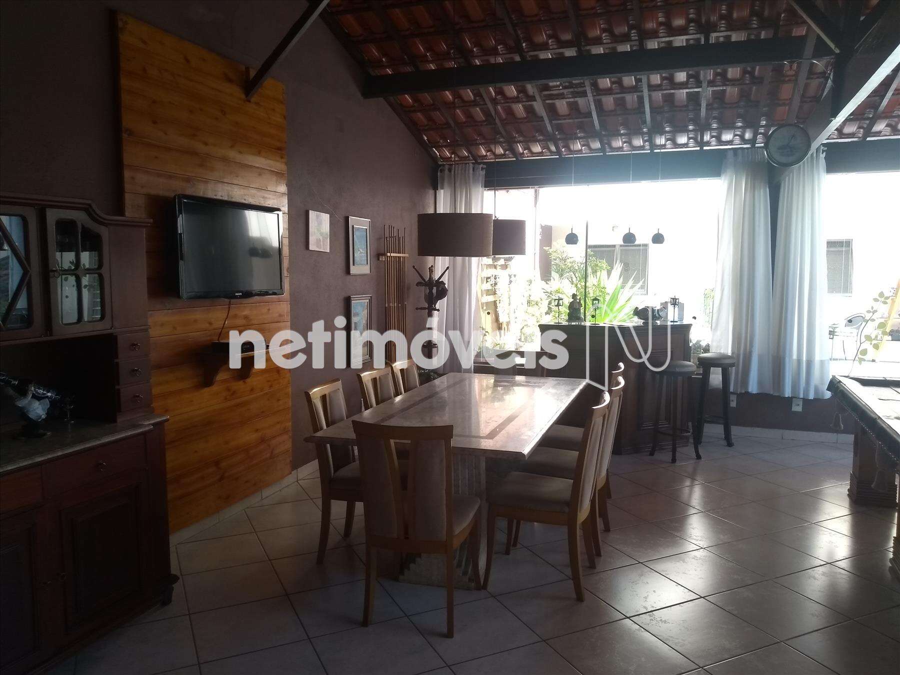  Casa-3Quartos-Suíte-Churrasqueira-Glória