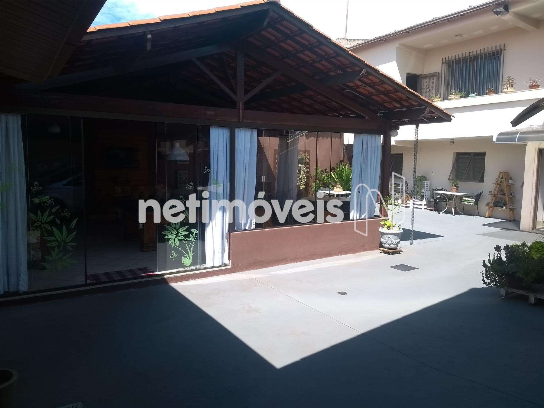  Casa-3Quartos-Suíte-Churrasqueira-Glória