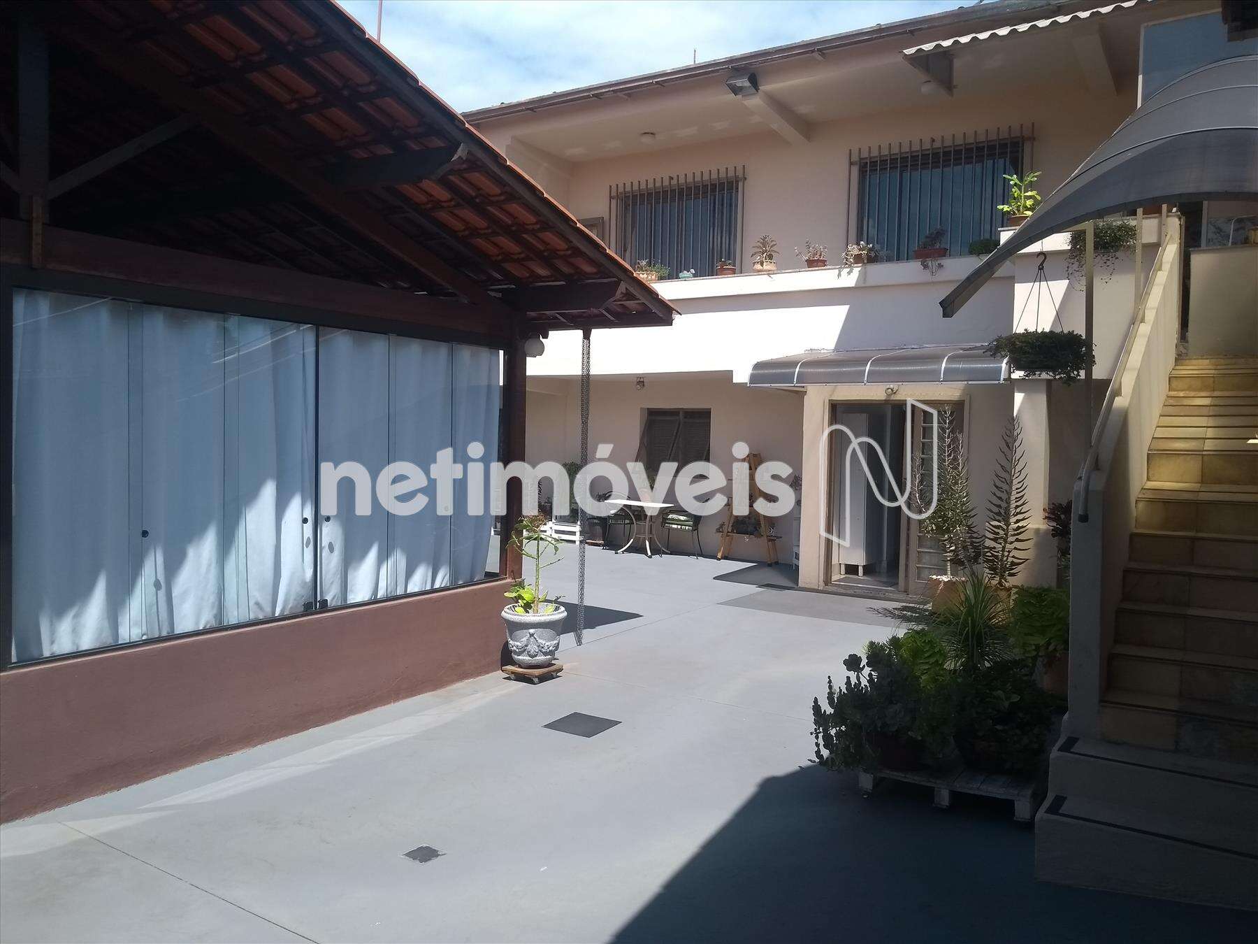  Casa-3Quartos-Suíte-Churrasqueira-Glória