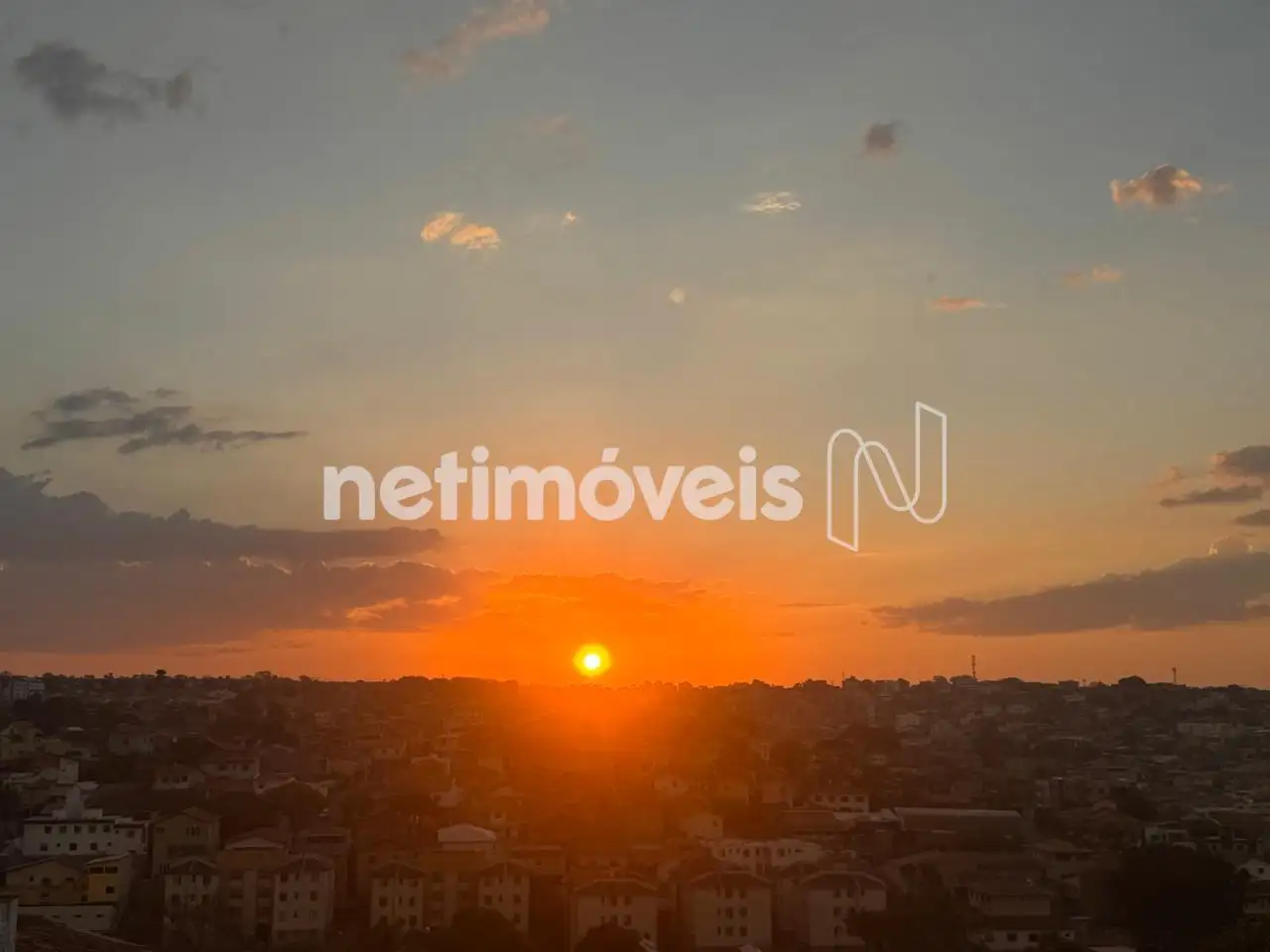 Vista livre - Pôr do sol