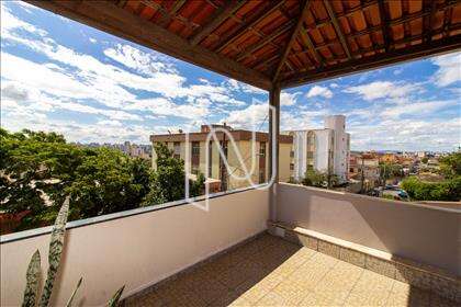 casa-quatro-quartos-paraiso