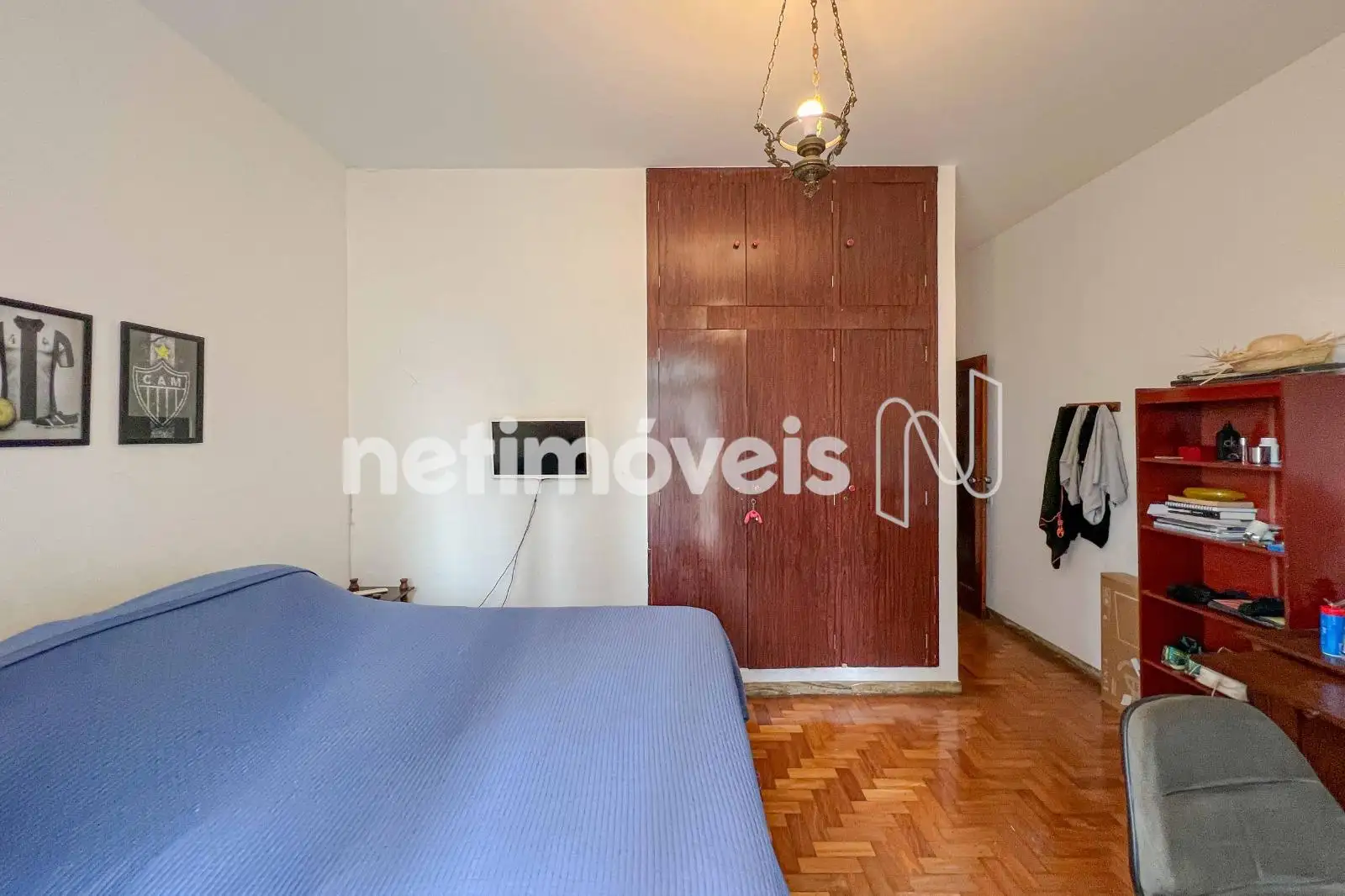 QUARTO COM VARANDA