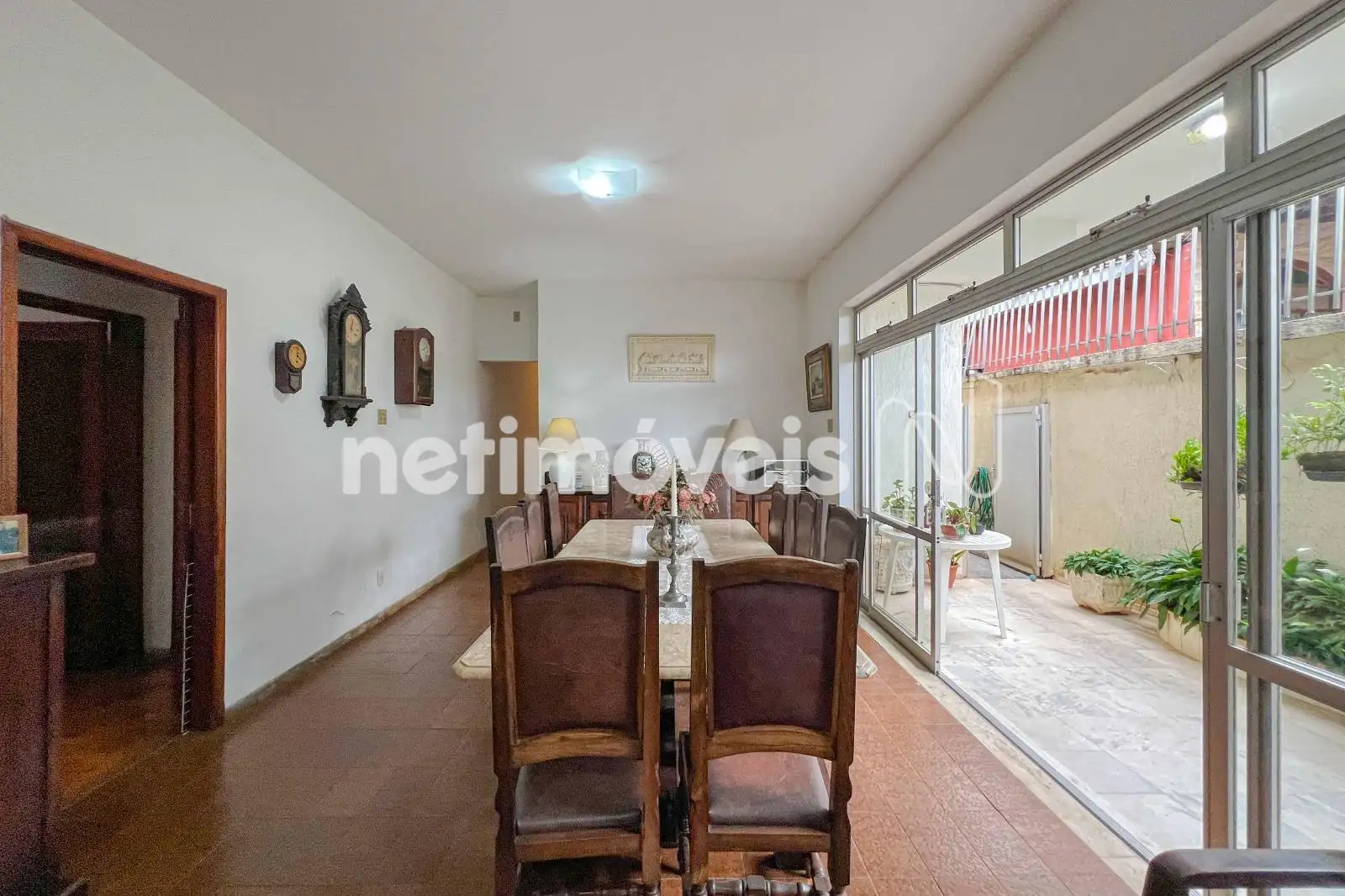 SALA