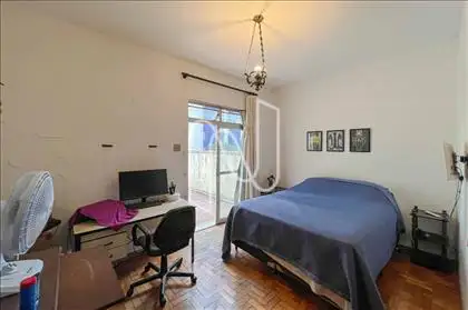  QUARTO COM VARANDA