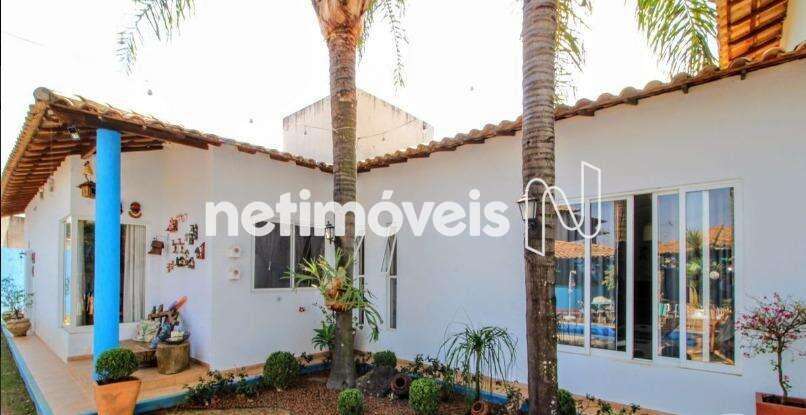 Casa-04-Quartos-Bandeirantes 