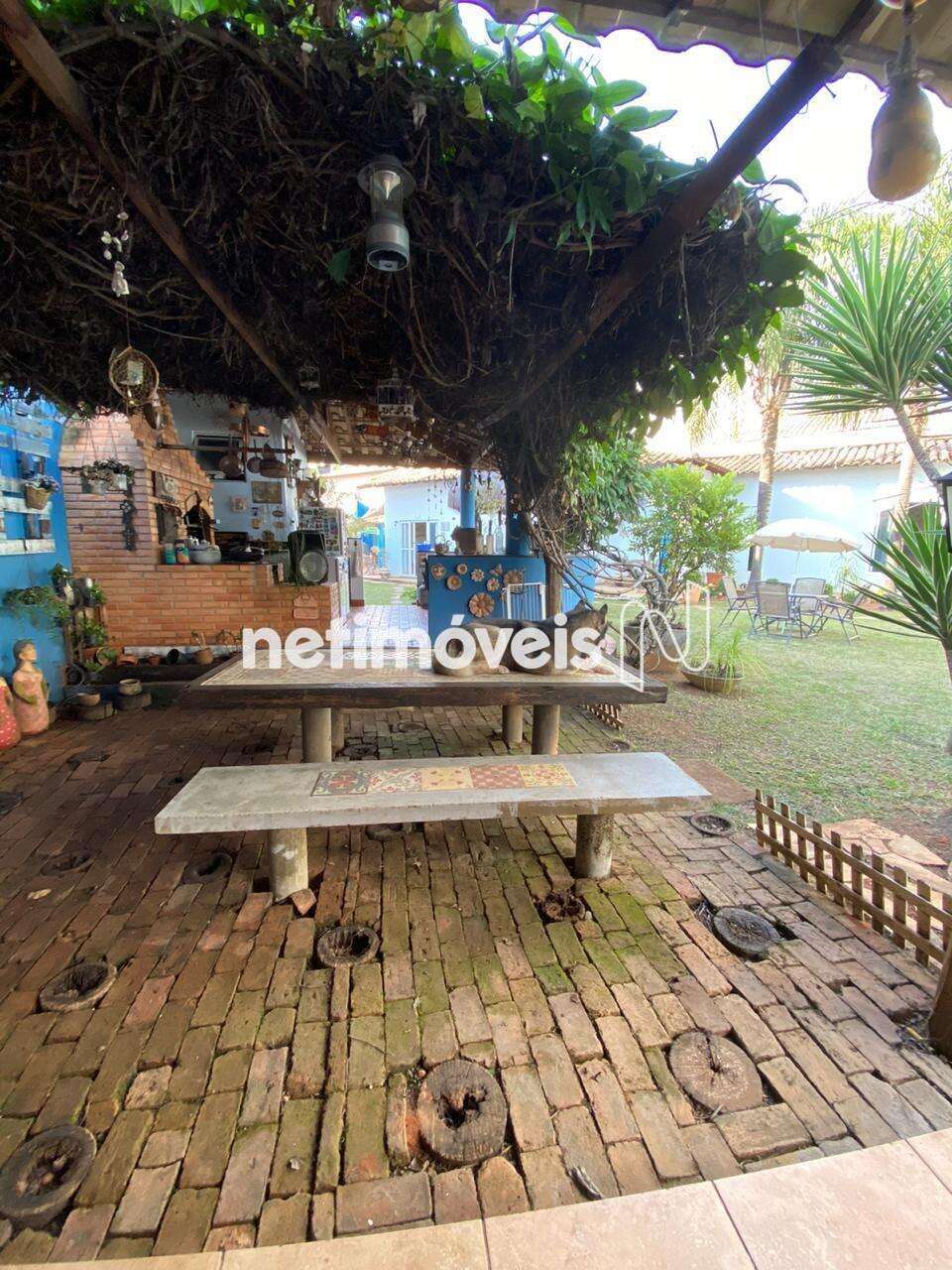 Casa-04-Quartos-Bandeirantes 