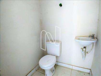Todos as lojas tem 01 Lavabo