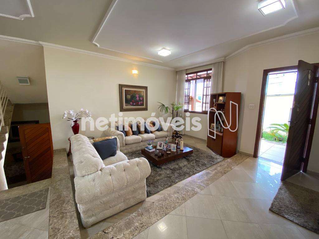 Casa-04-Quartos-Castelo