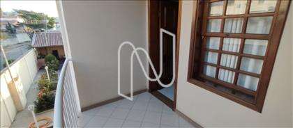  Casa-03-Quartos-Arvoredo  