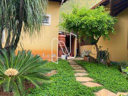  Casa-Três-Quartos-Jardim-Guanabara 
