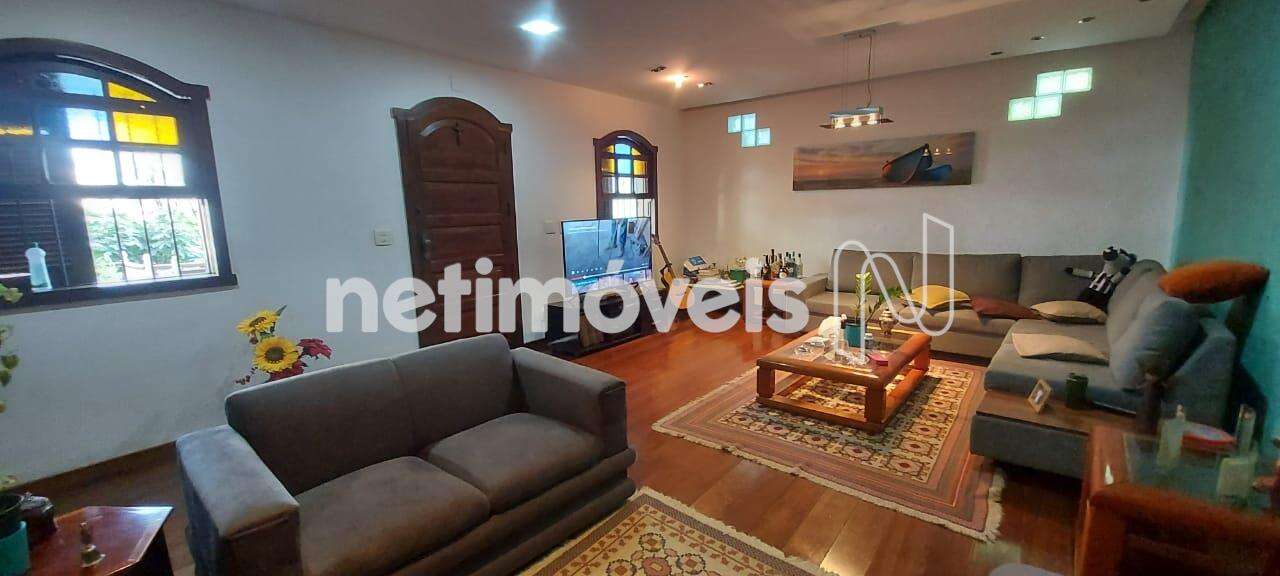 Casa-04-Quartos-Serra