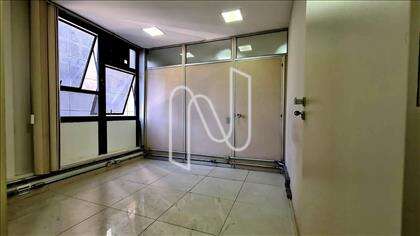 sala-comercial-funcionários