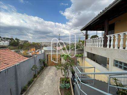 casa-cinco-quartos-dom-silvério 