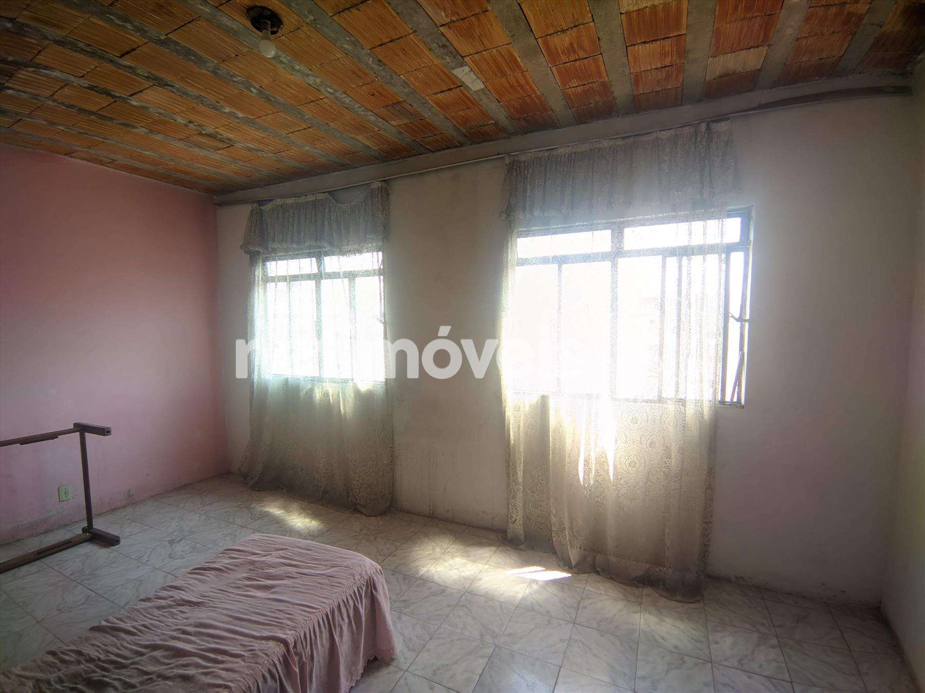 Casa-05-Quartos-Serrano