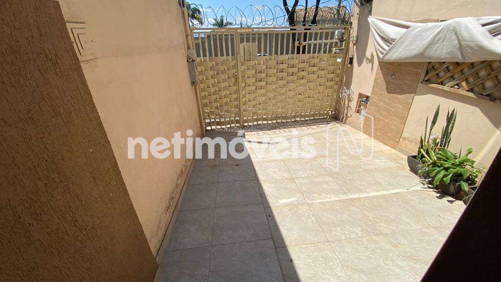 Casa-Geminada-03-Quartos-Cabral