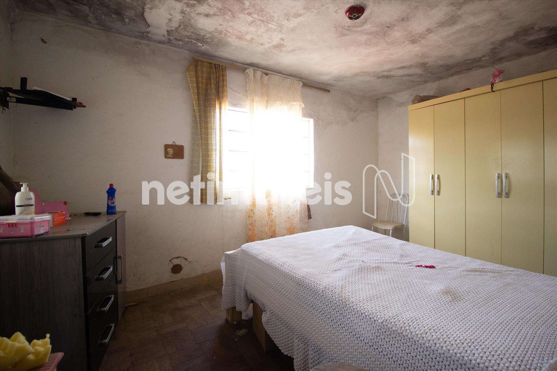 casa-quatro-quartos-sagrada-familia