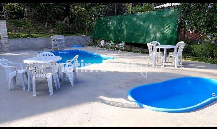 Sítio no Vila Ipê Amarelo em Contagem - MG