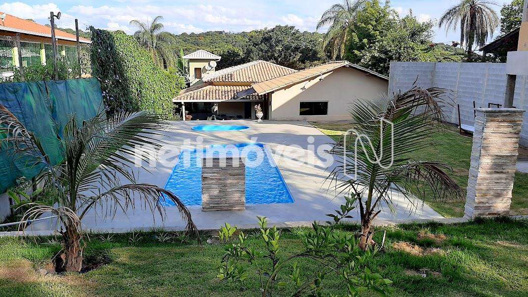 Sítio no Vila Ipê Amarelo em Contagem - MG