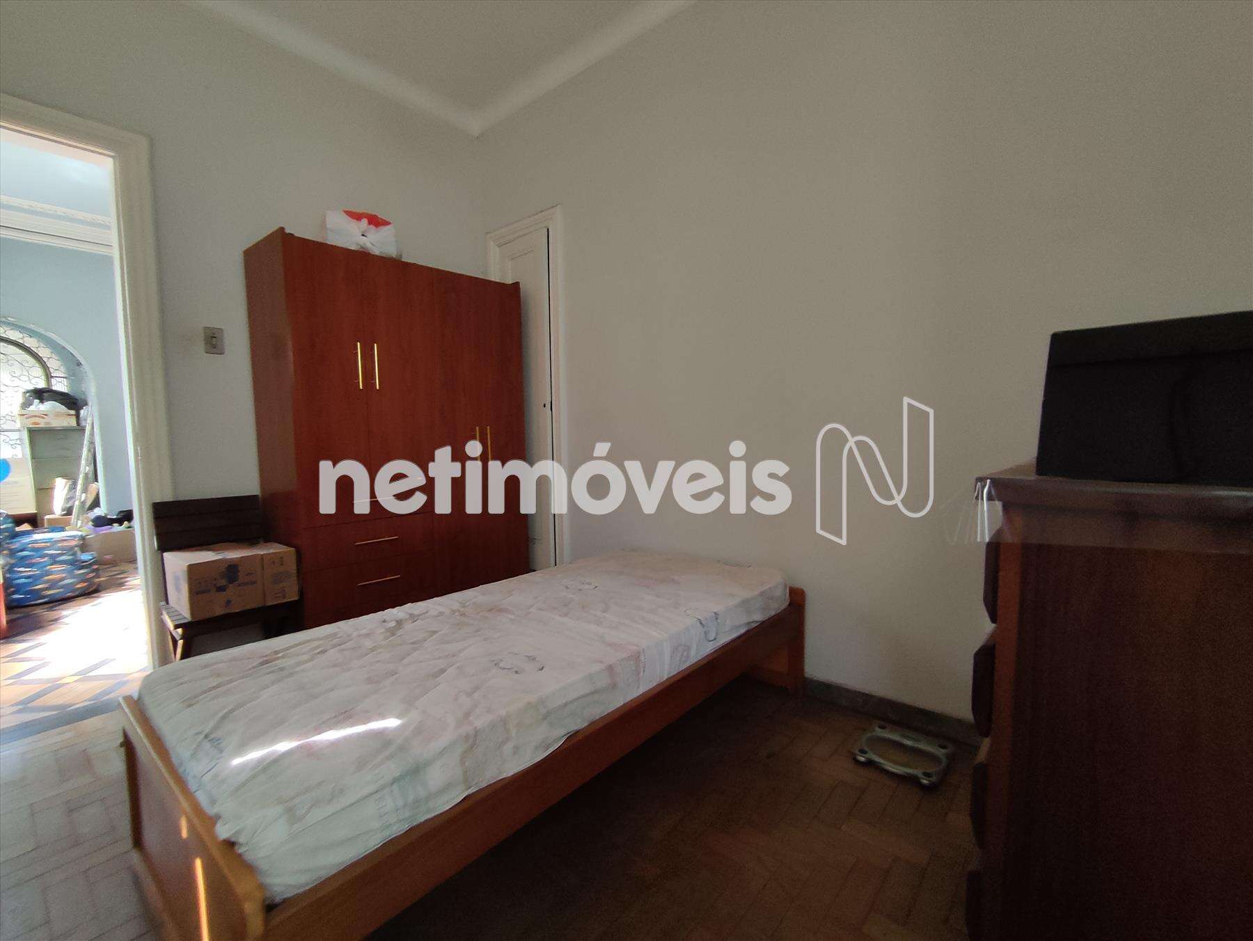 Casa-08-Quartos-Floresta