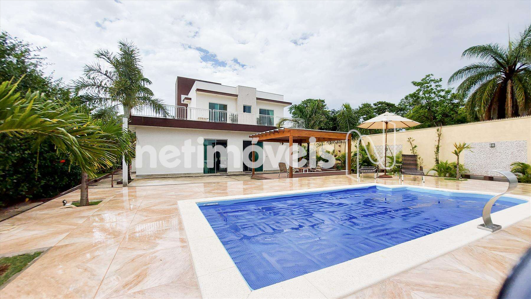 casa-quatro- quartos-lagoa-mansoes