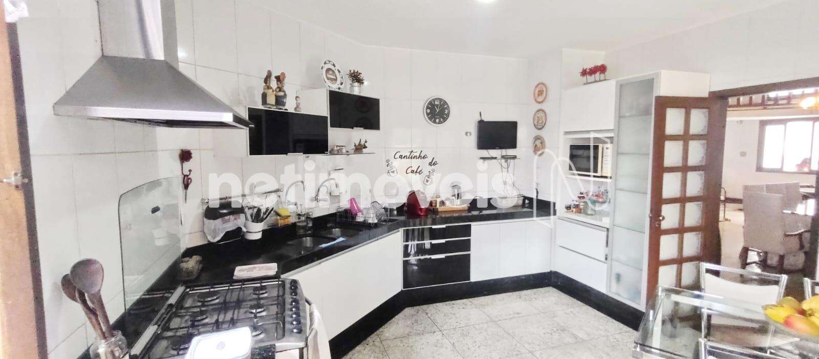 Casa 06 Quartos- Bairro Paquetá