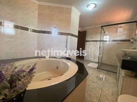 Casa 06 Quartos- Bairro Paquetá