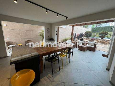 Casa 06 Quartos- Bairro Paquetá