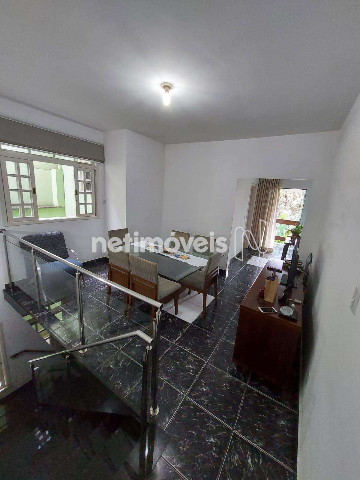 Casa Geminada 04 Quartos - Paquetá