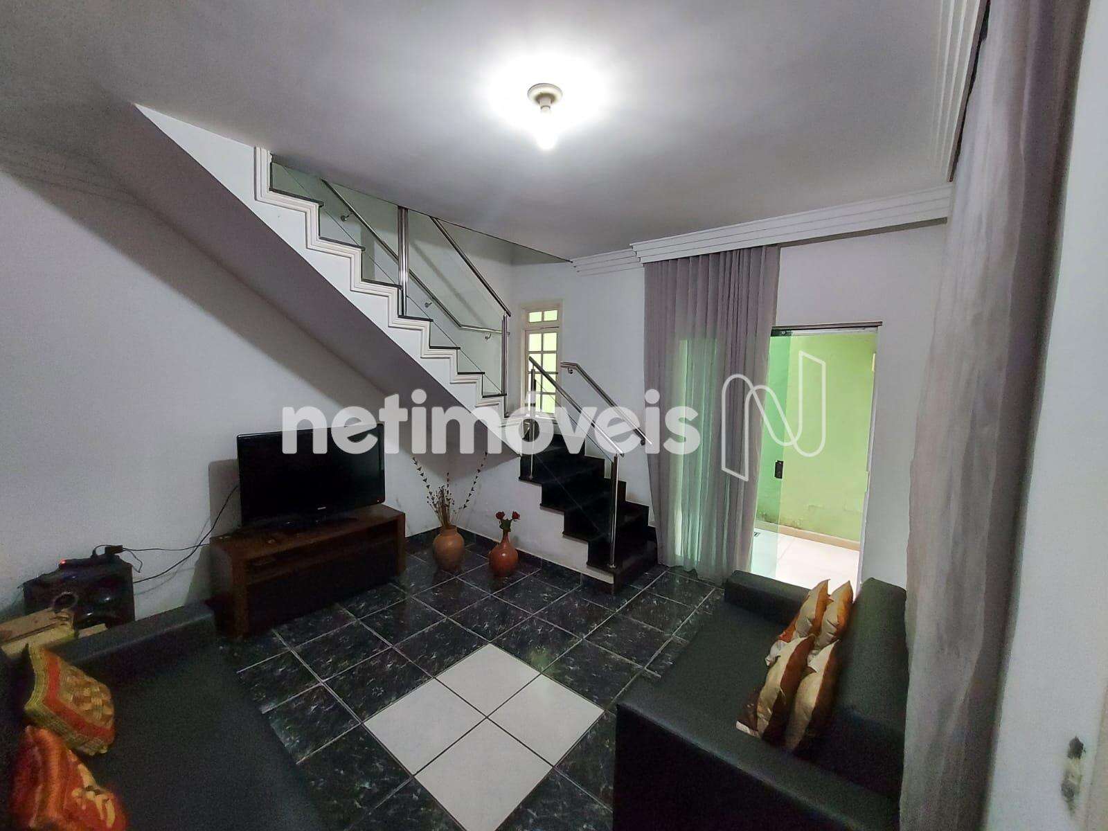 Casa Geminada 04 Quartos - Paquetá