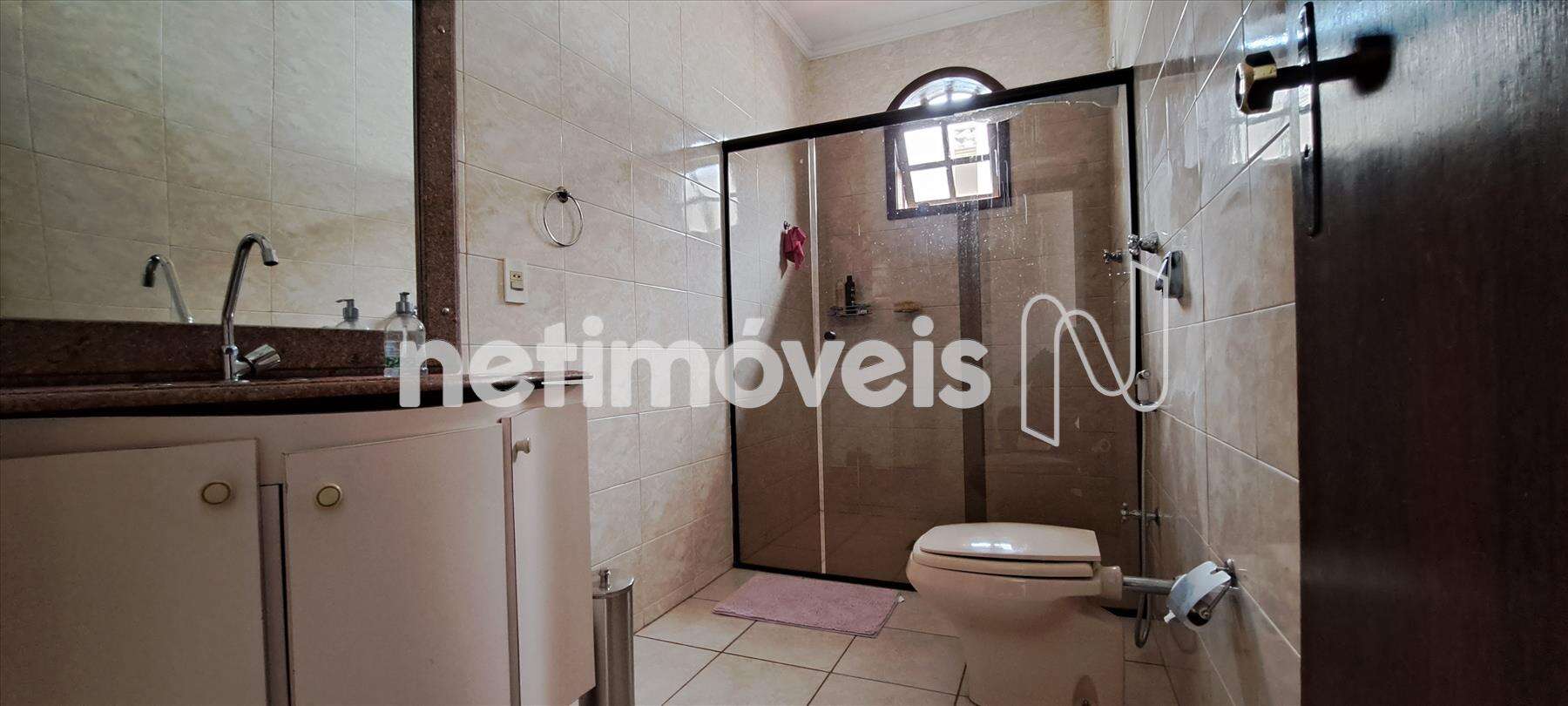 casa-tres-quartos-santa-amelia