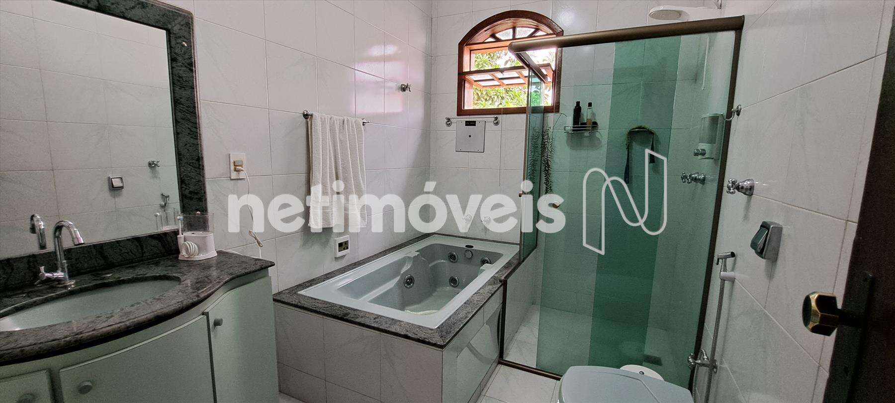 casa-tres-quartos-santa-amelia