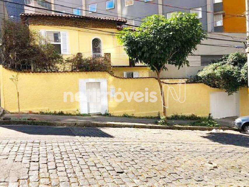 Casa-05-Quartos-Lourdes 