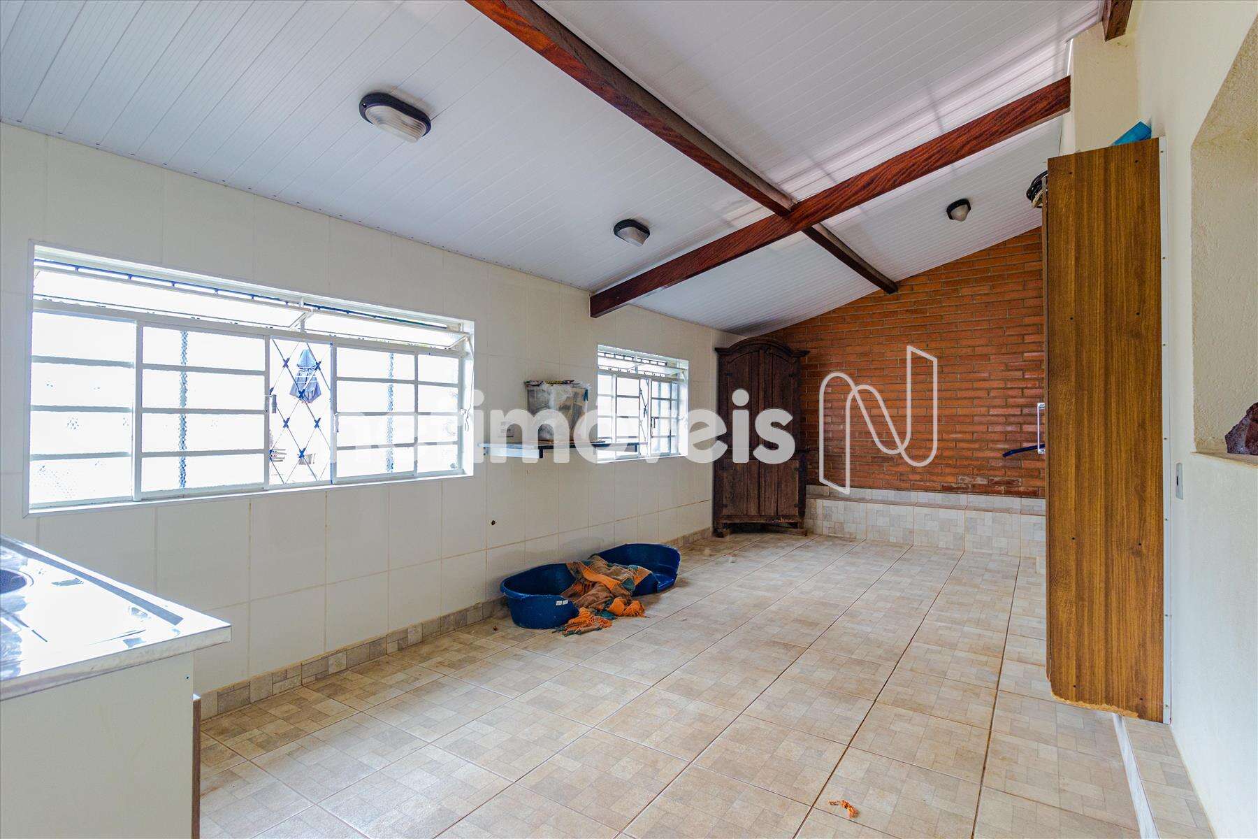 casa-05-quartos-colegio-batista