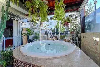 Jacuzzi