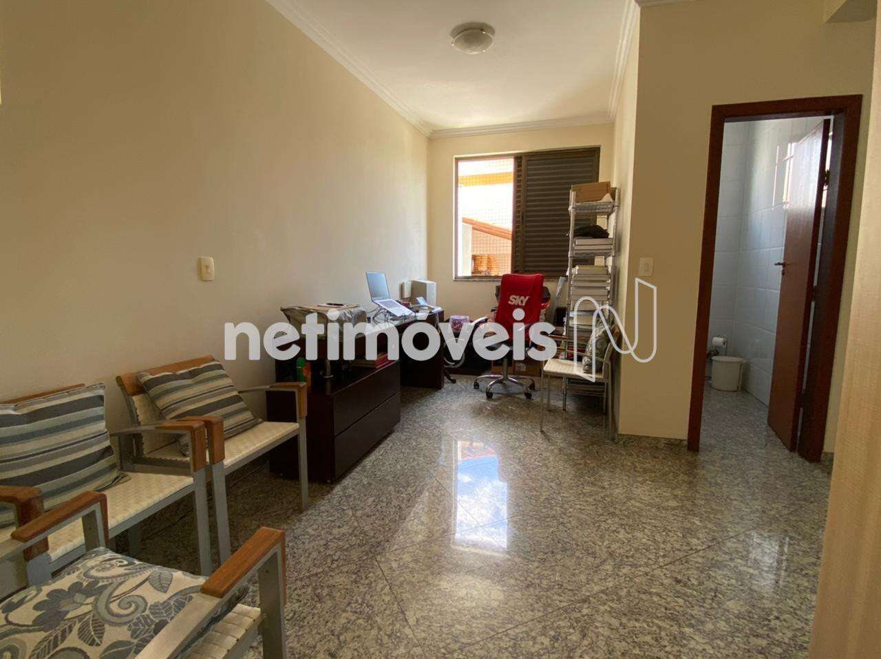 Casa-04-Quartos-ColégioBatista