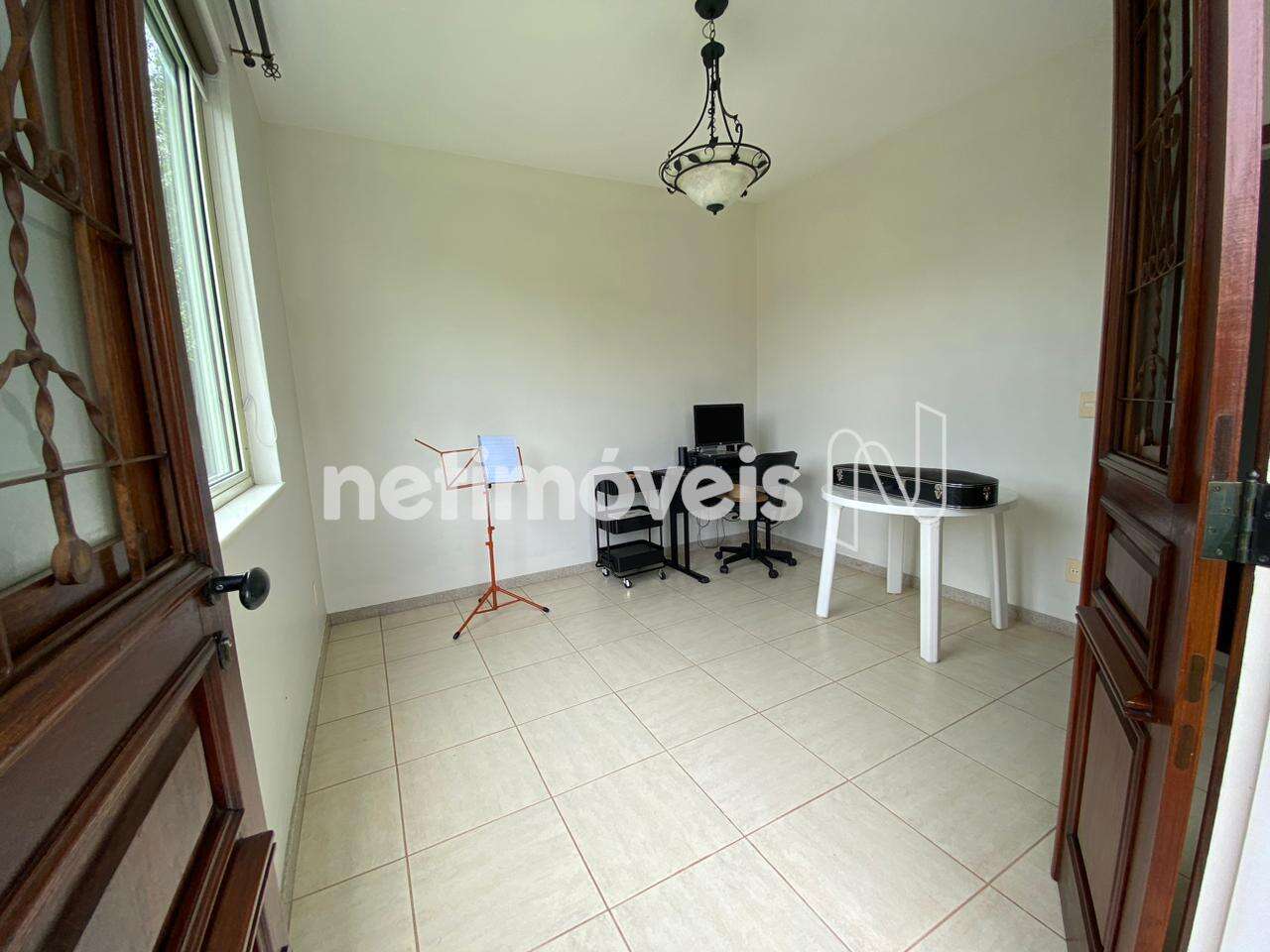 casa-04-quartos-ouro-velho-mansoes