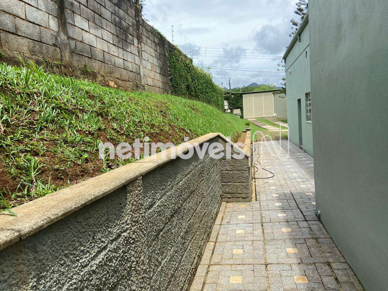 casa-04-quartos-ouro-velho-mansoes