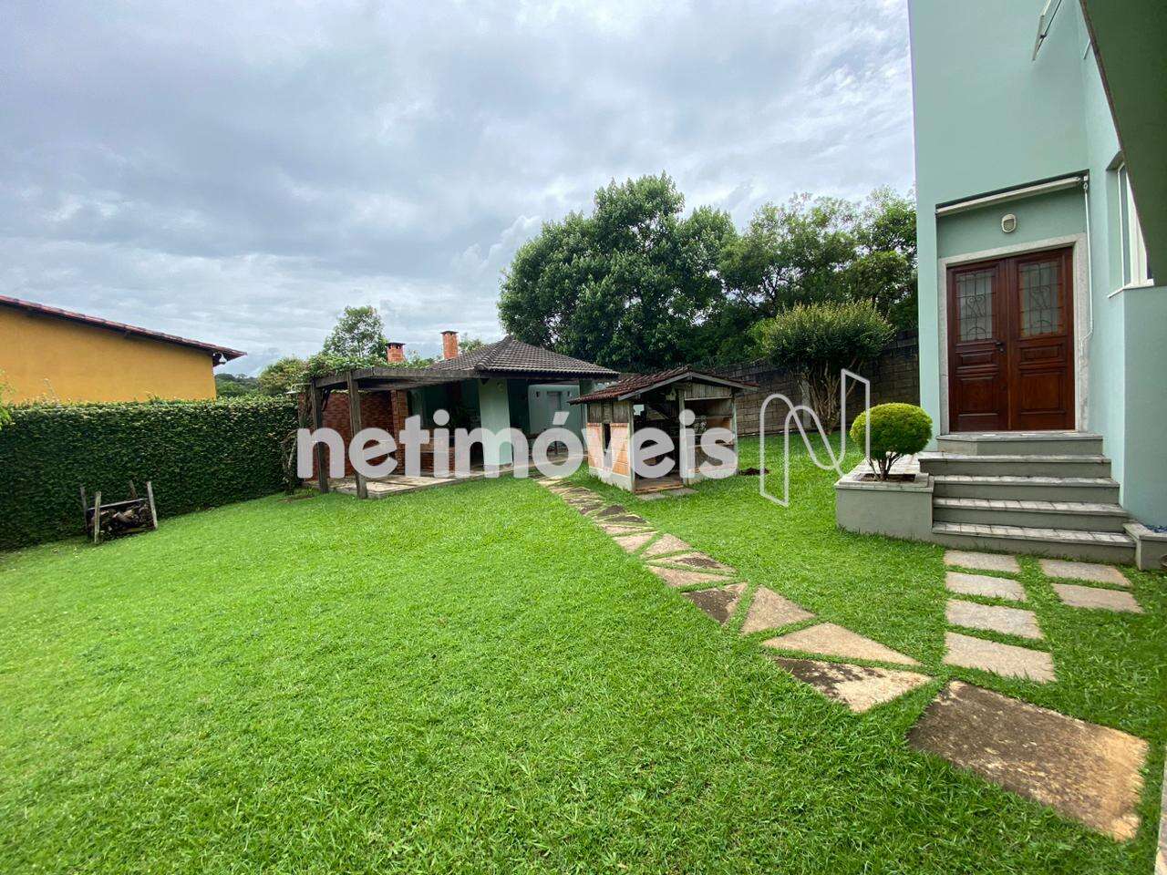 casa-04-quartos-ouro-velho-mansoes