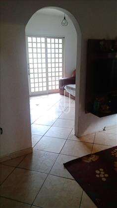   Casa-03-Quartos-BetimIndustrial