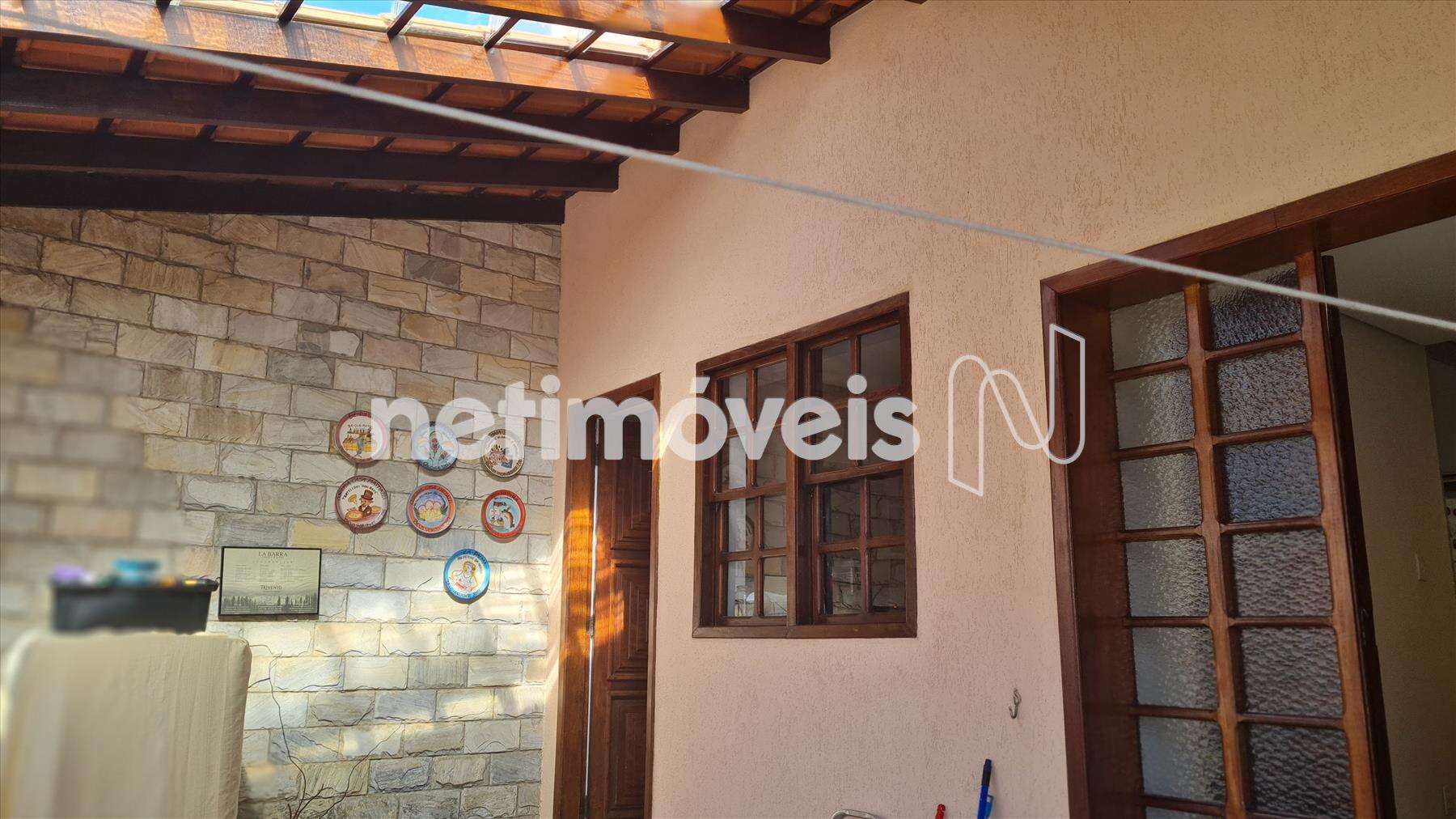 Casa-03-Quartos-Caiçaras
