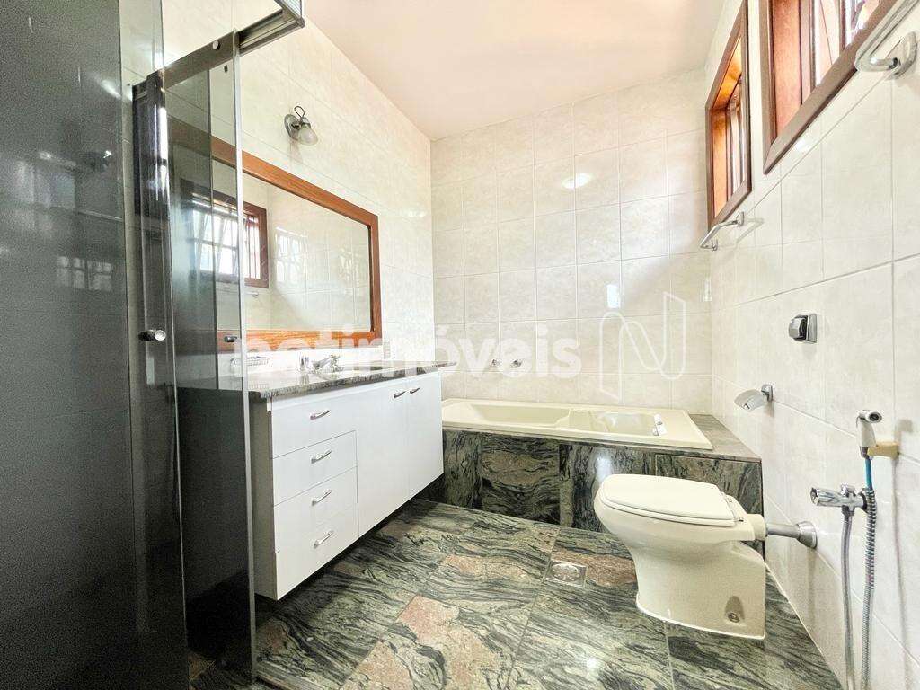 Casa- 05 Quartos- São Luiz