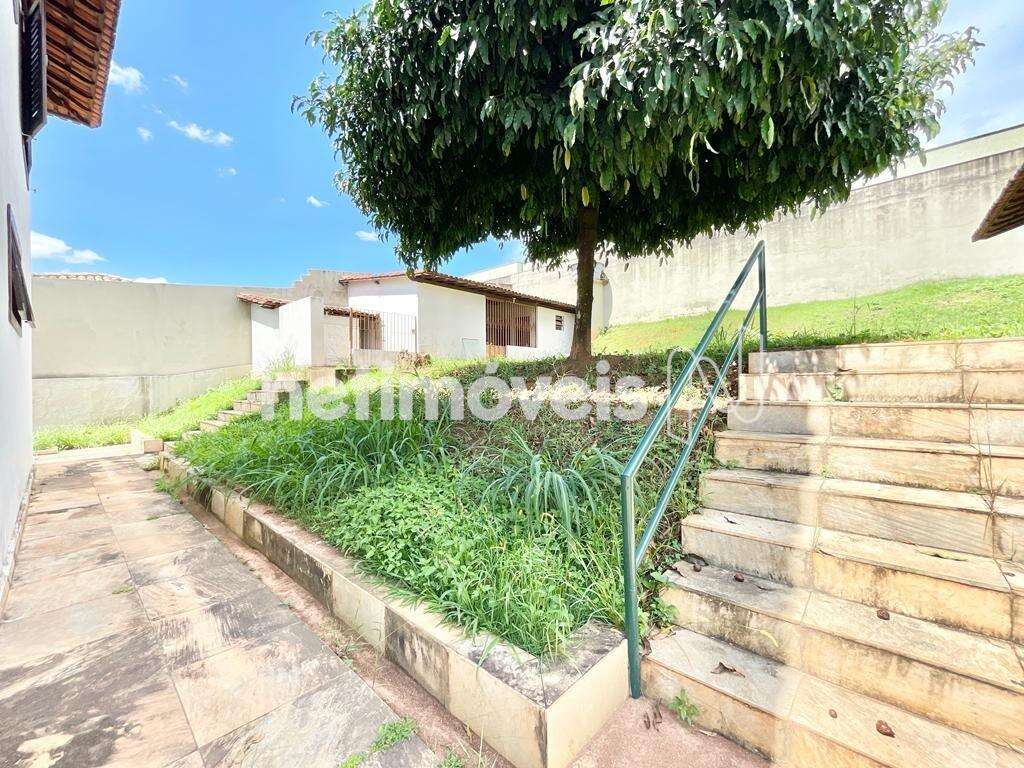 Casa- 05 Quartos- São Luiz