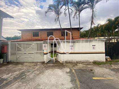  casa-comercial-04-quartos-sao-luiz 