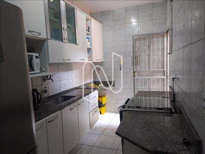 casa-geminada-02-quartos-alto-dos-pinheiros 