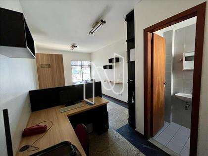 Sala- Garagem- comercial- Barro Preto 