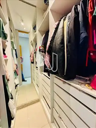 Closet 