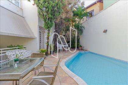 casa-09-quartos-santa-amélia-bh 