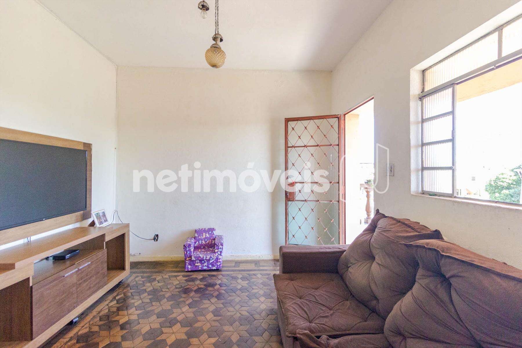 Casa para comprar com 155 m², 3 quartos, 1 banheiro em Rua João Euflásio, Dom Bosco, Belo Horizonte